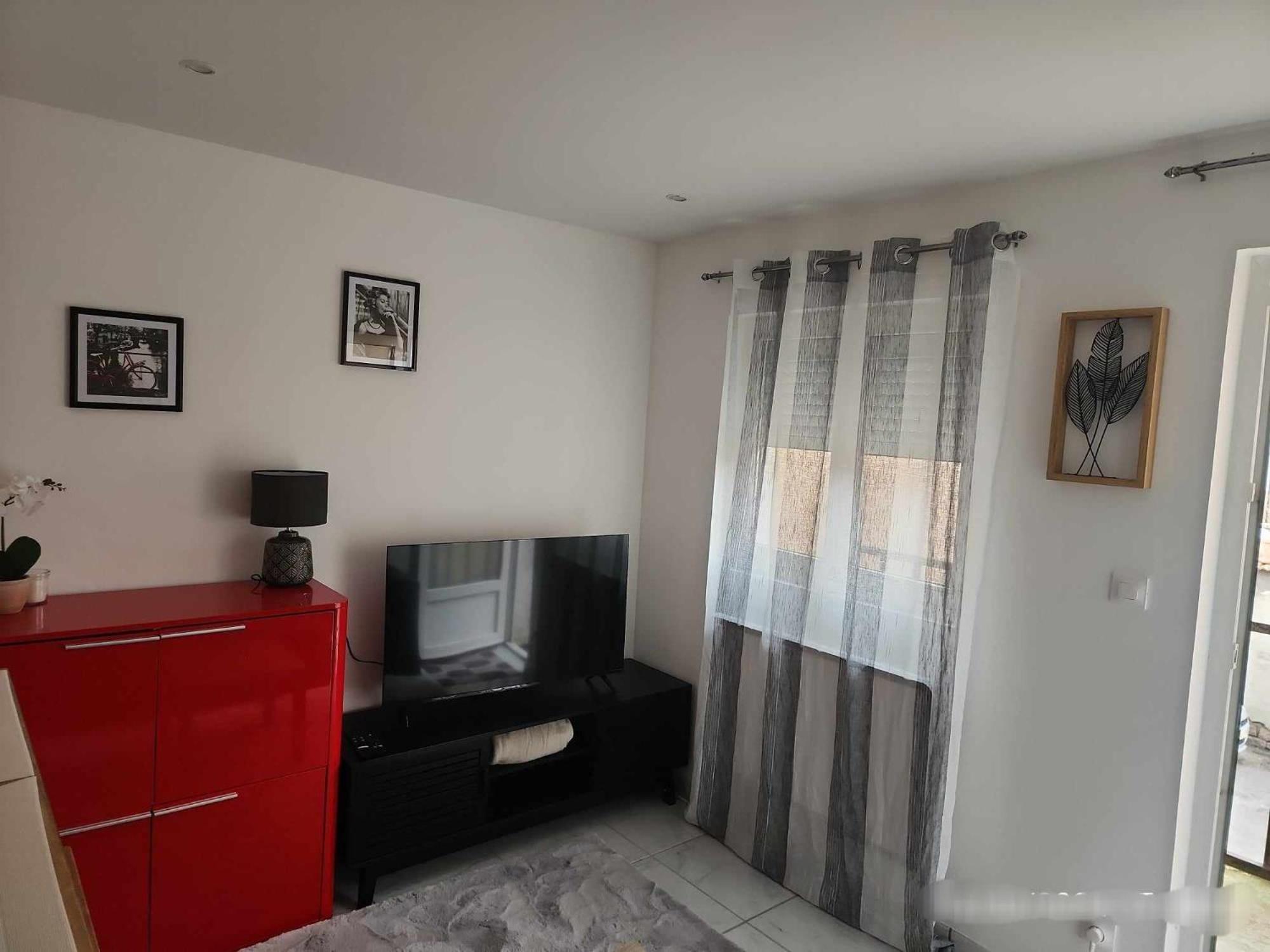 Agreable T2/Centre-Ville *10 Min Gare* Bourgoin-Jallieu Eksteriør bilde