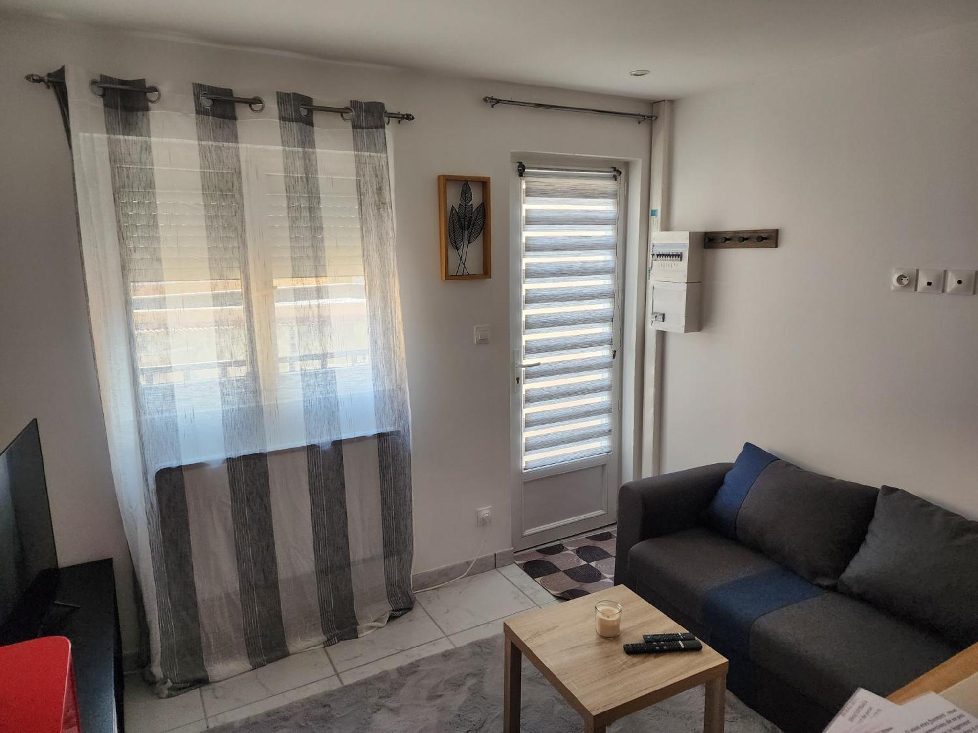 Agreable T2/Centre-Ville *10 Min Gare* Bourgoin-Jallieu Eksteriør bilde